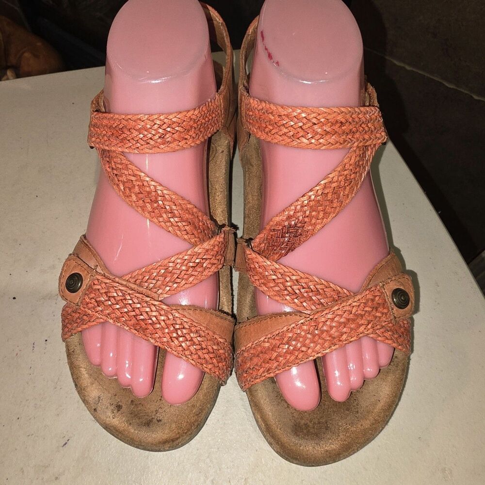 Taos 8/8.5 Trulie Orange Weave Criss Cross Strap Boho Distressed Logo Sandals - Picture 12 of 13